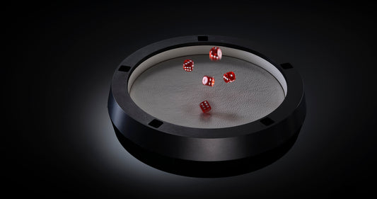 hochwertiges würfelbrett in edlem design